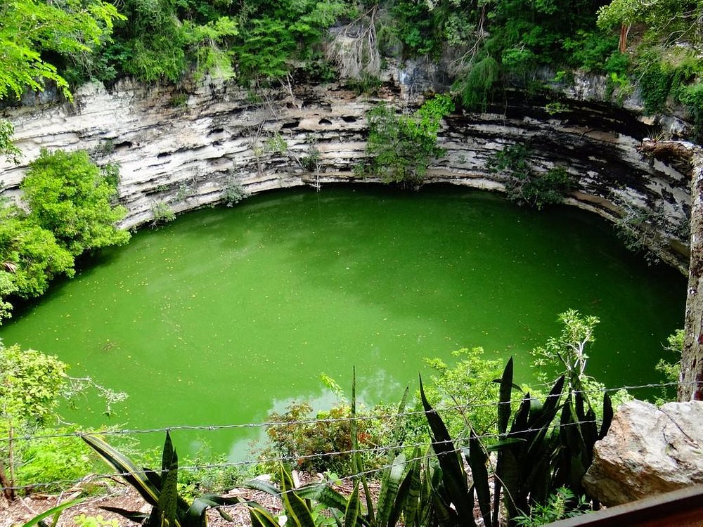 Cenote Sagrado